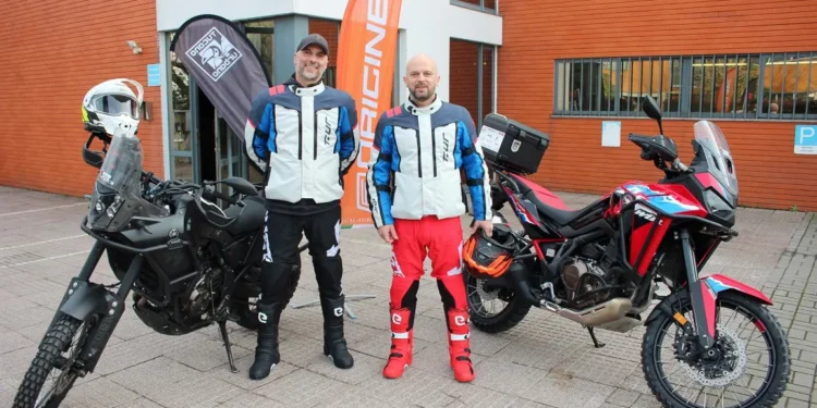 Pedro e Jorge Braga iniciam no dia 20 a viagem rumo a Dakar, equipados com algumas das marcas mais prestigiadas do setor