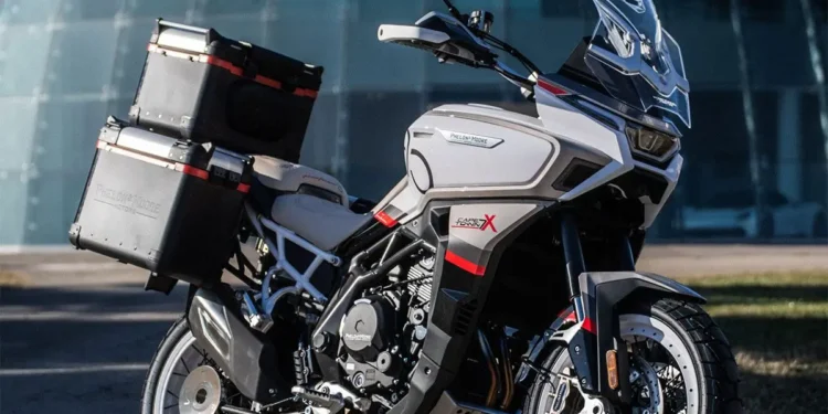 Phelon & Moore regressa seis décadas depois com a nova gama Capetown