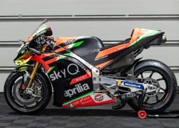 Aleix Espargaró coloca à venda a sua Aprilia RS-GP20 de MotoGP num leilão que promete ser bastante concorrido