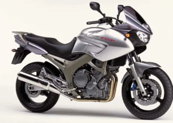 Yamaha TDM850 / TDM900 (1991–2011): a moto que nasceu antes do seu tempo