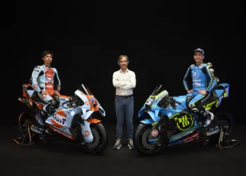 A Trackhouse MotoGP apresenta equipa para 2026 em Londres: começa uma nova era!