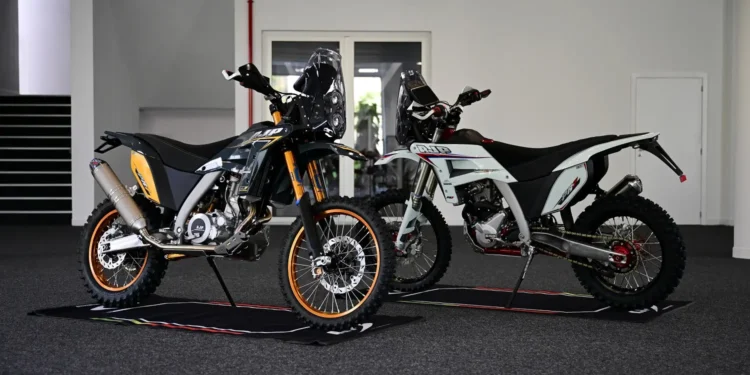 AJP PR7 650 ADVENTURE GOLD EDITION: A moto portuguesa que brilhou na EICMA de Milão