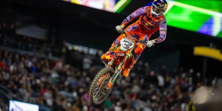Eli Tomac e Max Anstie dominam a ronda inaugural do AMA SX em Anaheim!