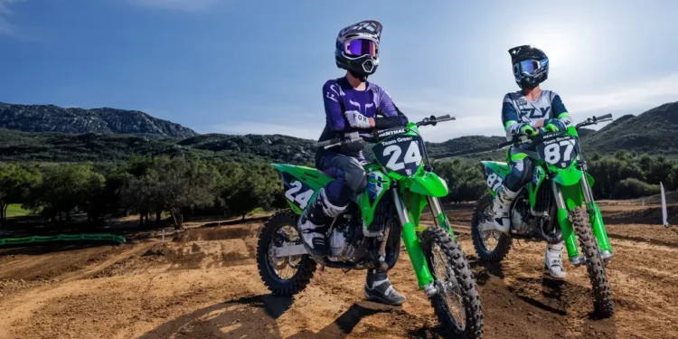 Kawasaki KX85 e KX112 2026: Uma nova base para vencer desde cedo