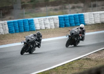 BMW troca Portimão por Valência: Petrucci e Miguel Oliveira preparados para teste surpresa