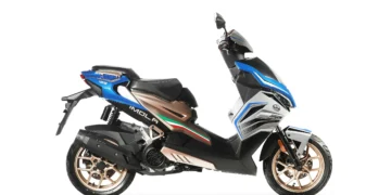 FB Mondial Imola 125: Uma scooter com estilo racing dos anos 90 a pensar na mobilidade em cidade