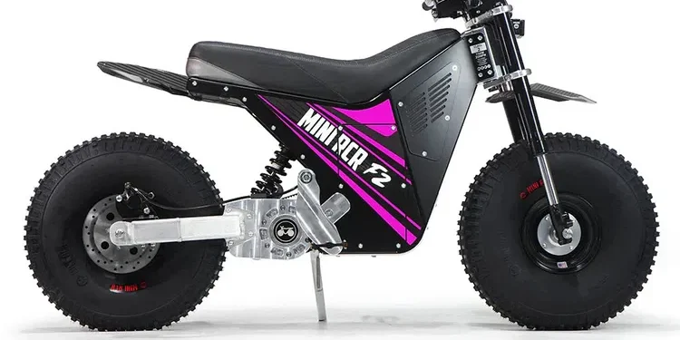 Mini RCR T3 e F2: Nostalgia elétrica com atitude fora de estrada