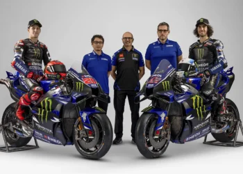 Yamaha faz apresentação da equipa de MotoGP em Jacarta com foco na nova V4