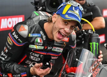 Marco Bezzecchi deixa antever a evolução promissora da Aprilia, posicionando-se como o mais forte rival de Marc Márquez