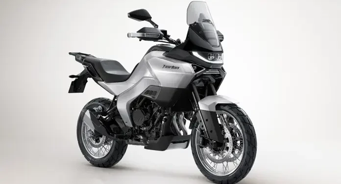 Norton Atlas 2026: A nova bicilíndrica britânica que aponta diretamente ao coração do segmento médio