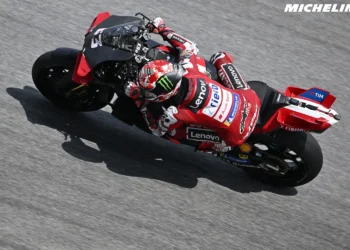 Jorge Lorenzo declara que Bagnaia irá afirmar-se como candidato ao título de MotoGP em 2026!