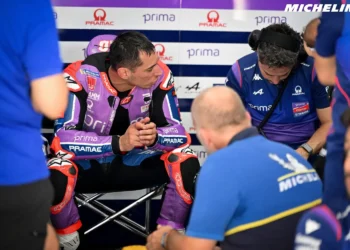 Toprak Razgatlioglu enfrenta o desconhecimento dos pneus no MotoGP: a orientação de Jack Miller pode ser decisiva para o rookie