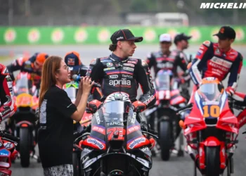 Marco Bezzecchi bate recordes em Buriram: temporada de MotoGP arranca em grande!