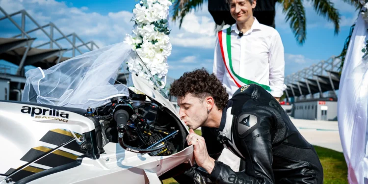 Aprilia garante Marco Bezzecchi por mais dois anos no xadrez do MotoGP