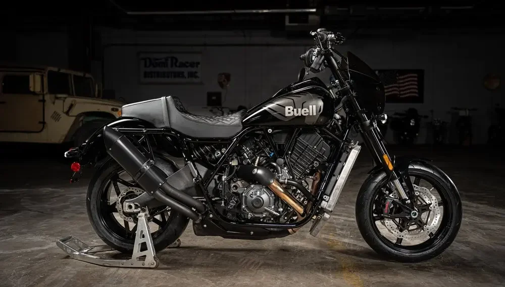 Buell garante financiamento federal e tenta transformar entusiasmo em produção, com a Super Cruiser como impulsionadora