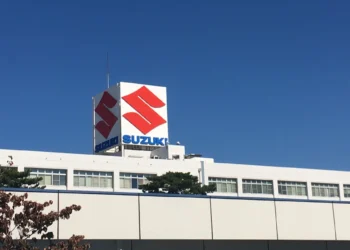 Suzuki Motor Corporation revê previsões em alta apesar da pressão cambial no terceiro trimestre fiscal de 2025