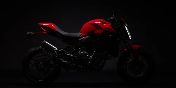 Ducati Monster chega a Portugal, com apresentação a ocorrer a 21 de fevereiro em Lisboa
