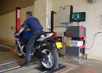 Espanha enfrenta um problema sério com as motos: Quase 60% apresentam falhas graves na Inspeção; Medida é polémica na Europa