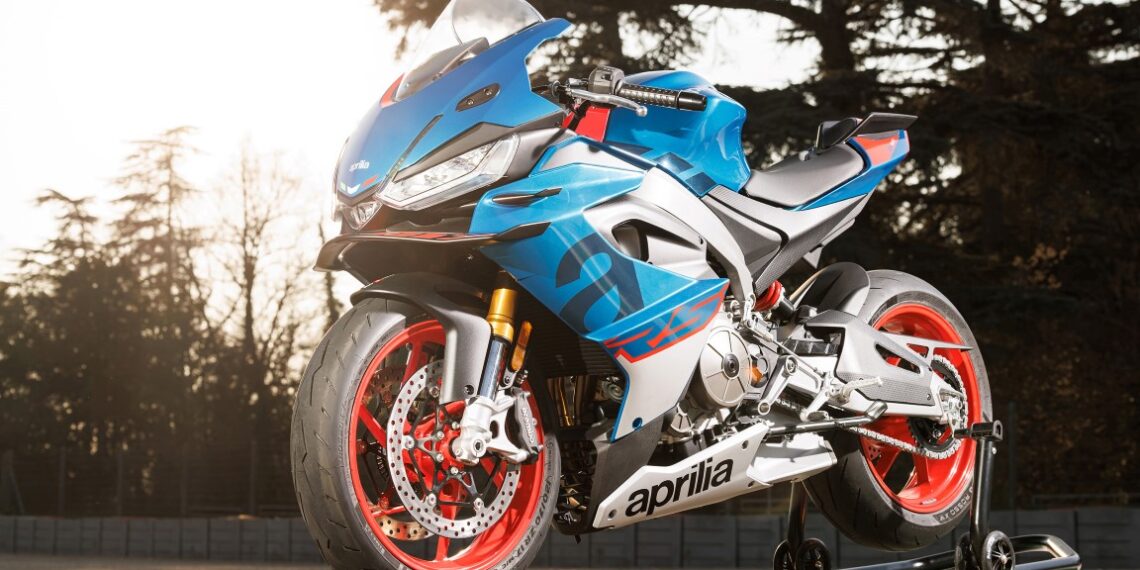 Aprilia RS 660 e RS 457 são sucesso em casa e lideram vendas de motos desportivas em Itália; Mercado americano também em crescendo