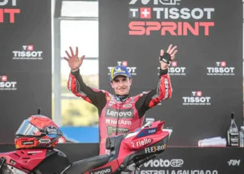 Marc Marquez vence Sprint após erro de Fabio Di Giannantonio no MotoGP do Brasil