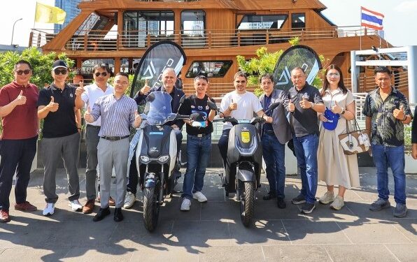 Vmoto reúne parceiros em Bangkok após MotoGP com evento Vmoto Electric Cruise