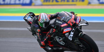 Aprilia domina “mini” GP do Brasil: Marco Bezzecchi assume liderança do campeonato