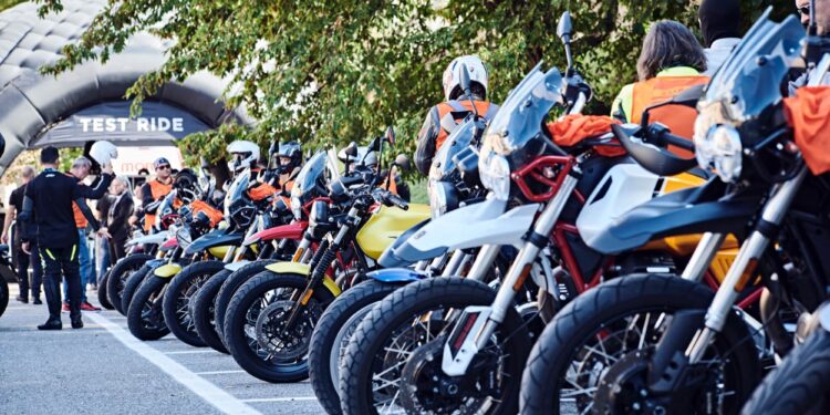 Vendas globais de motos atingem novo recorde histórico em 2025 com 65,2 milhões de unidades