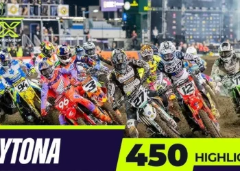 SX em Daytona oferece ação de cortar a respiração: reveja os momentos mais emocionantes