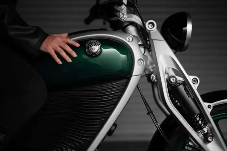 Royal Enfield Flying Flea C6 aproxima-se da produção após novos testes em estrada