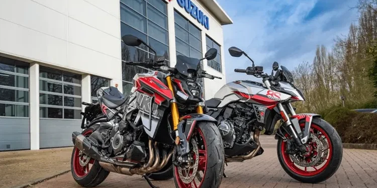 Suzuki GSX-S1000 e GSX-8S recebem novos kits gráficos para 2026
