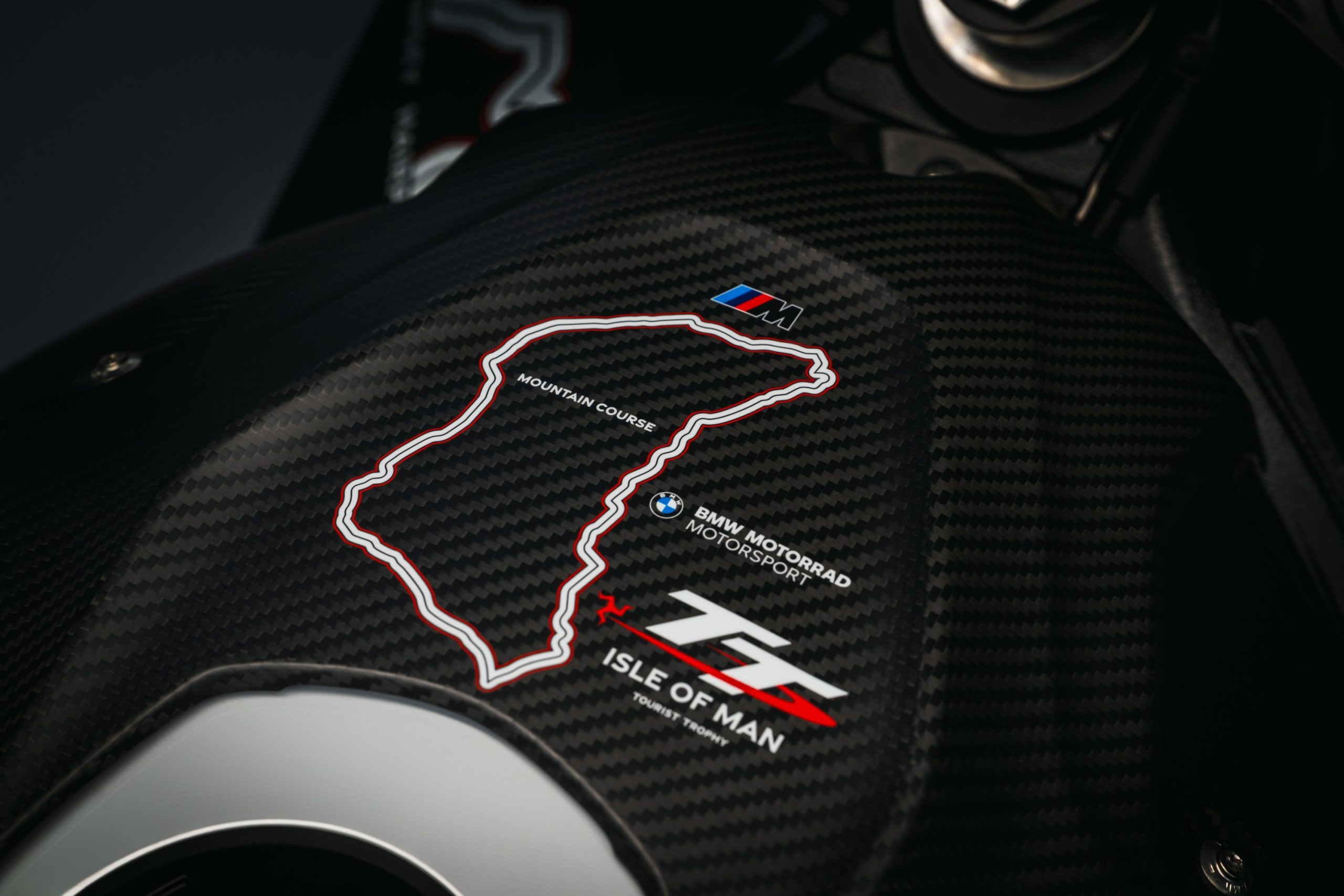 A M 1000 RR Limited Edition Isle of Man TT nas fotografias oficiais da BMW Motorrad