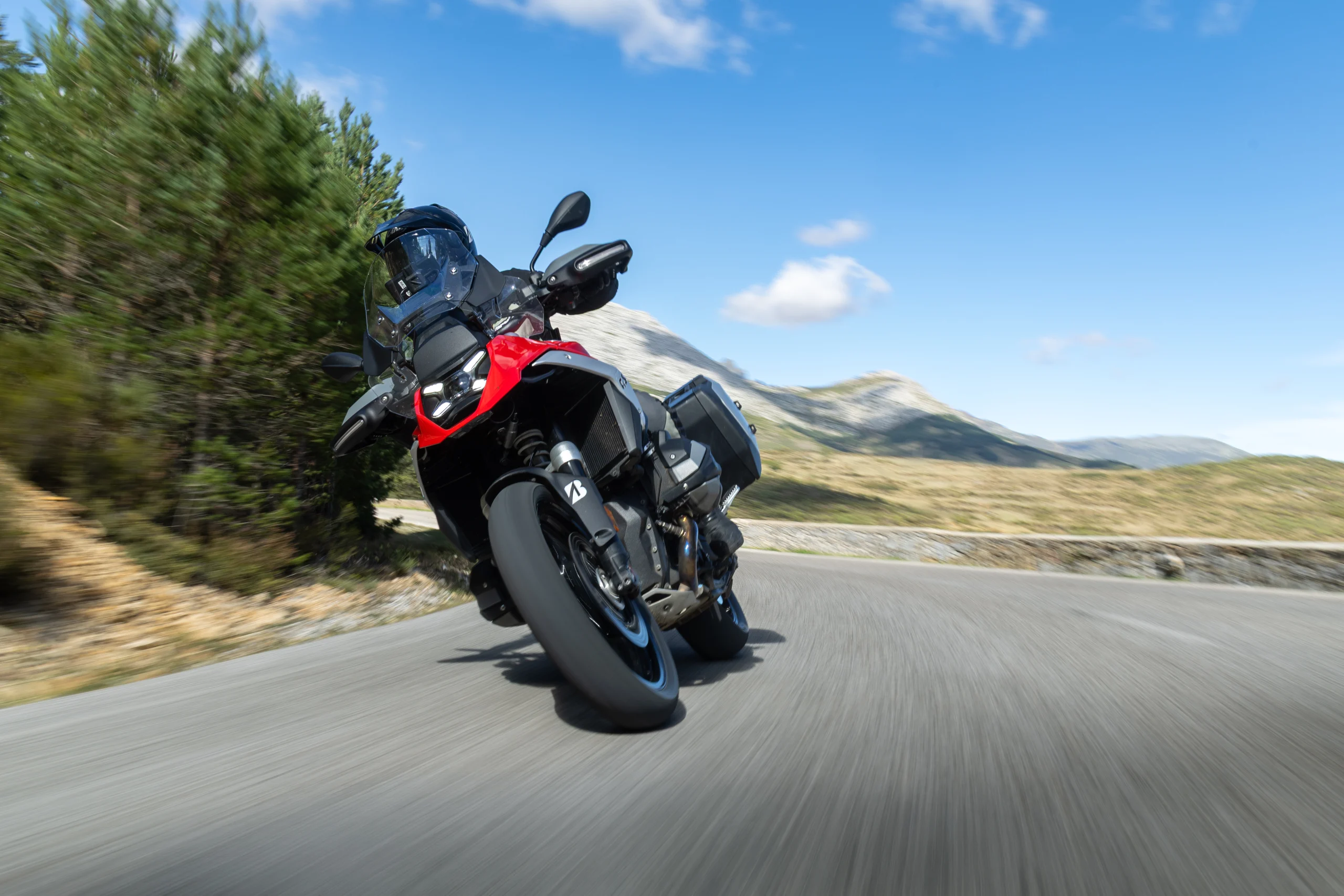 Bridgestone BATTLAX ADVENTURE A42: mais durabilidade e menos ruído face ao A41