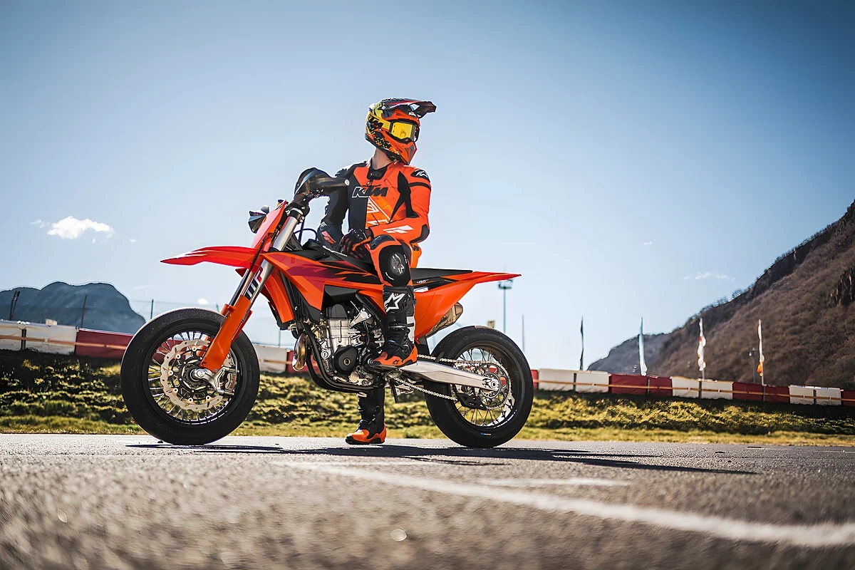 MY27 KTM 450 SMR_06