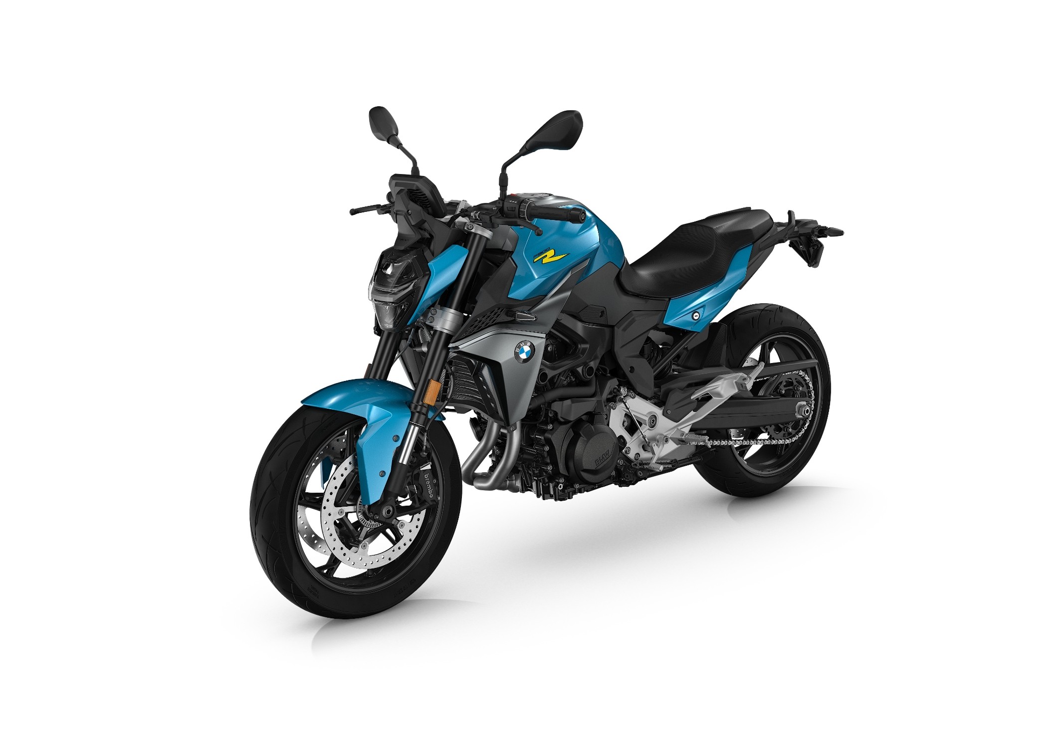 Não é a Black Edition; mostra a BMW F 900 R apresentada em 2024.