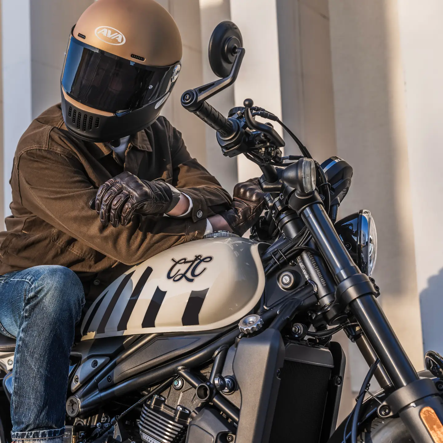 CFMOTO 450CL-C Bobber, imagem oficial da moto.