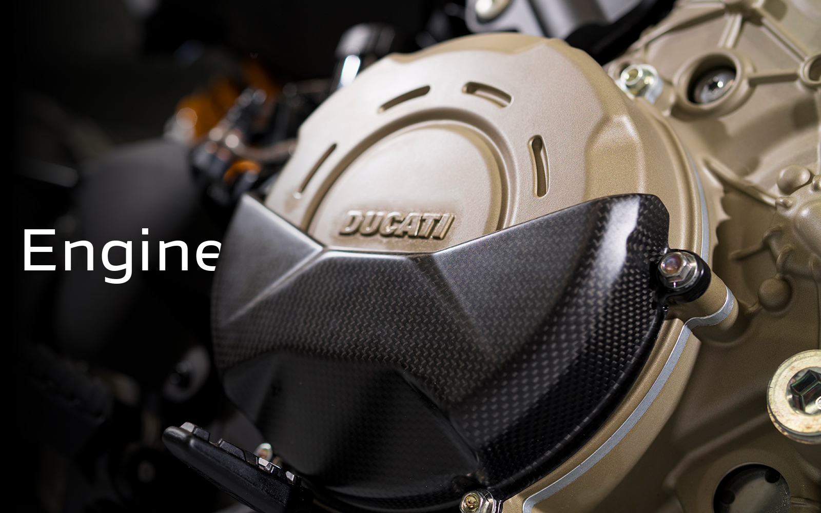 Ducati Diavel V4 RS, fotografia da secção do motor V4 Desmosedici Stradale na página oficial. Não confirmei pela fonte que peça mostra.