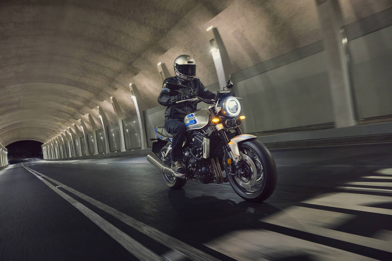 Honda CB1000F 2026, numa fotografia oficial da Honda.
