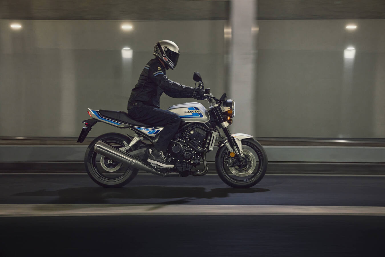 Honda CB1000F 2026, numa fotografia oficial da Honda.