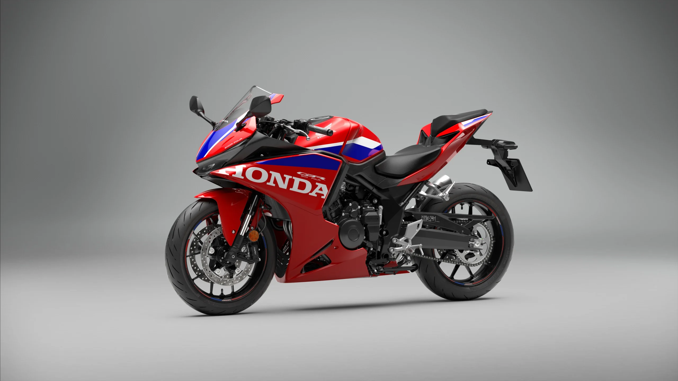 Honda CBR500R FOUR 27YM, identificada na galeria oficial do comunicado.