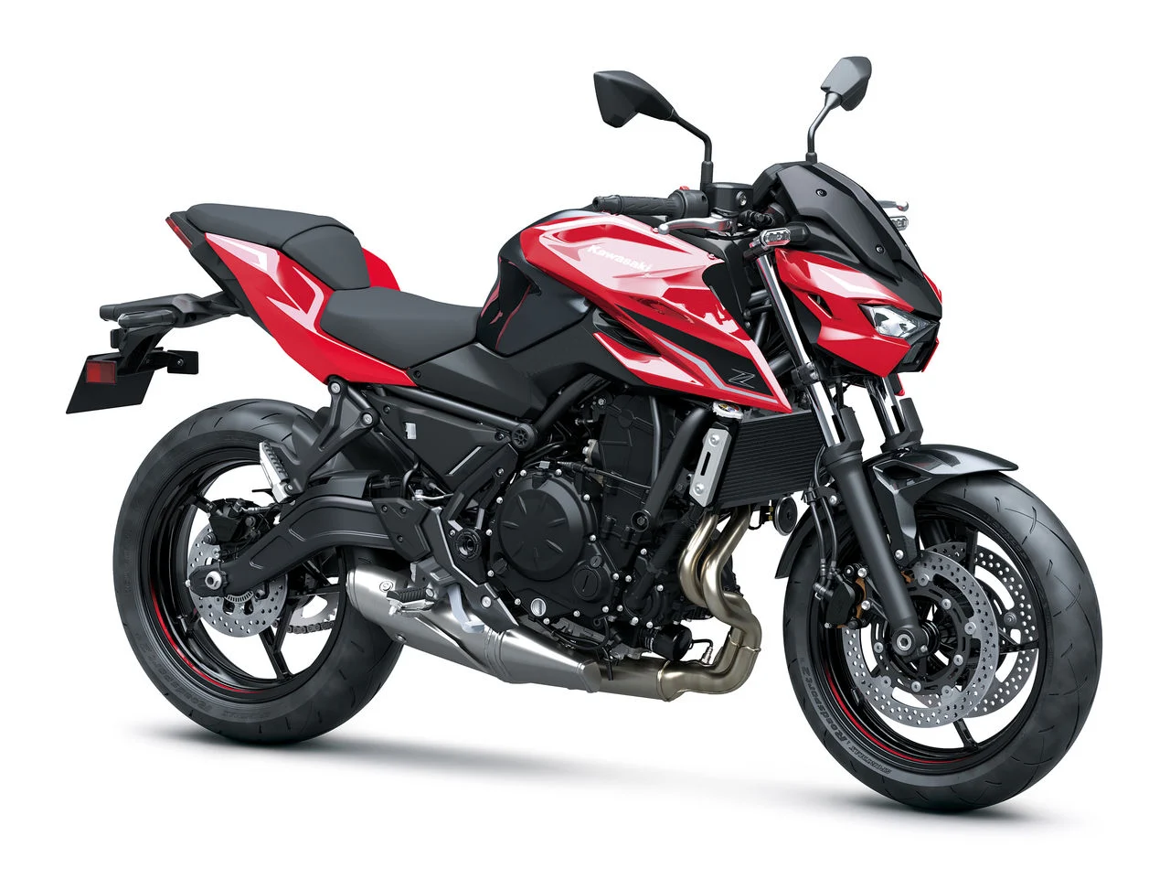 A Kawasaki Z650 S parte de 7 690 € em Portugal e tem guiador e painéis mais largos