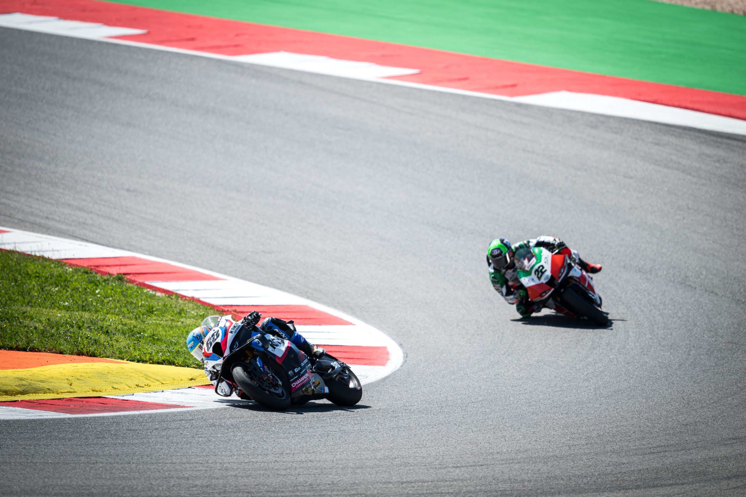 Fotografia de arquivo, Miguel Oliveira (n.º 88) com a BMW M 1000 RR em Portimão, de 27 a 29 de março de 2026, a primeira ronda portuguesa do ano. Fotografia oficial da BMW, não é o Estoril.