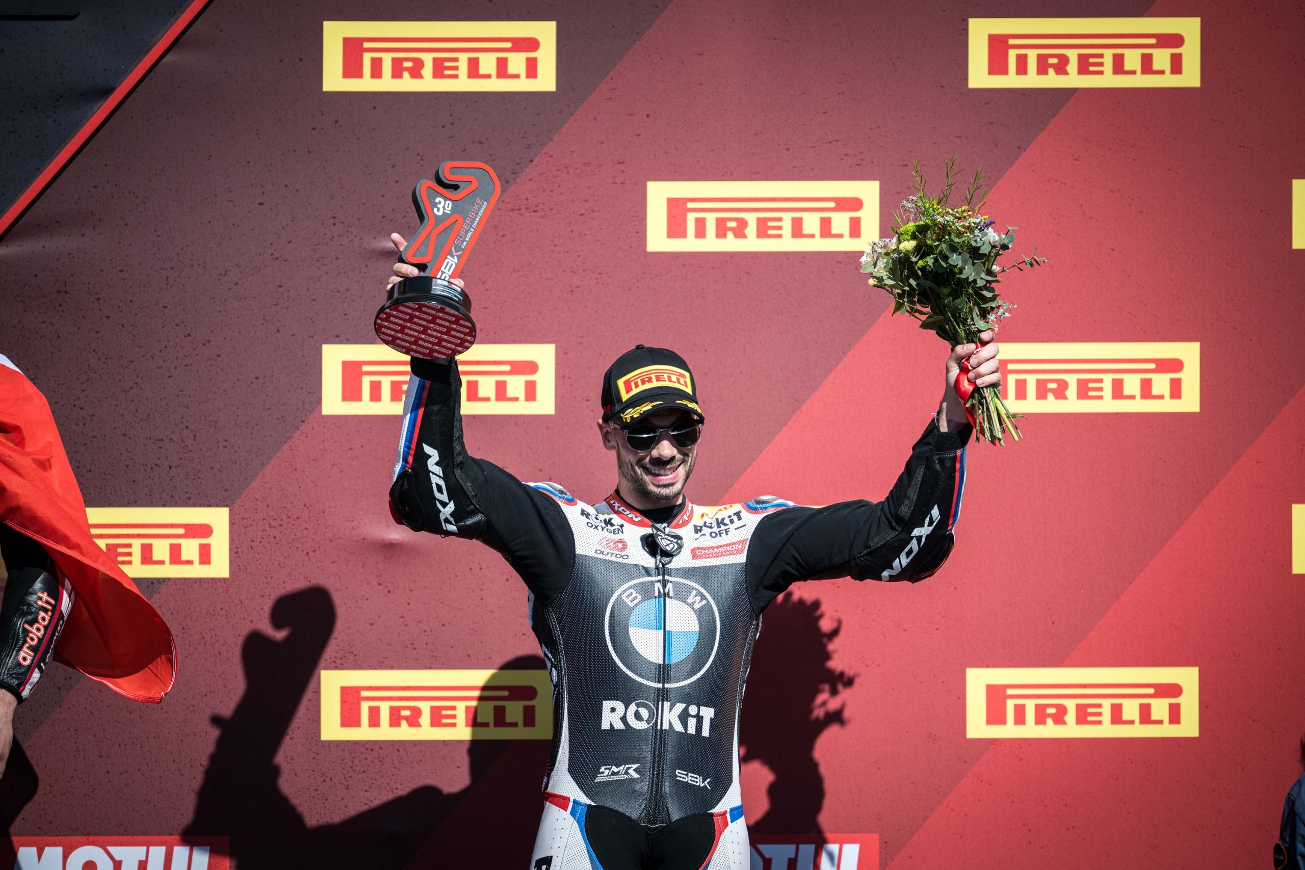Miguel Oliveira (88), ROKiT BMW Motorrad, BMW M 1000 RR, em Portimão, em março de 2026. Imagem de arquivo da BMW, não é do Estoril.