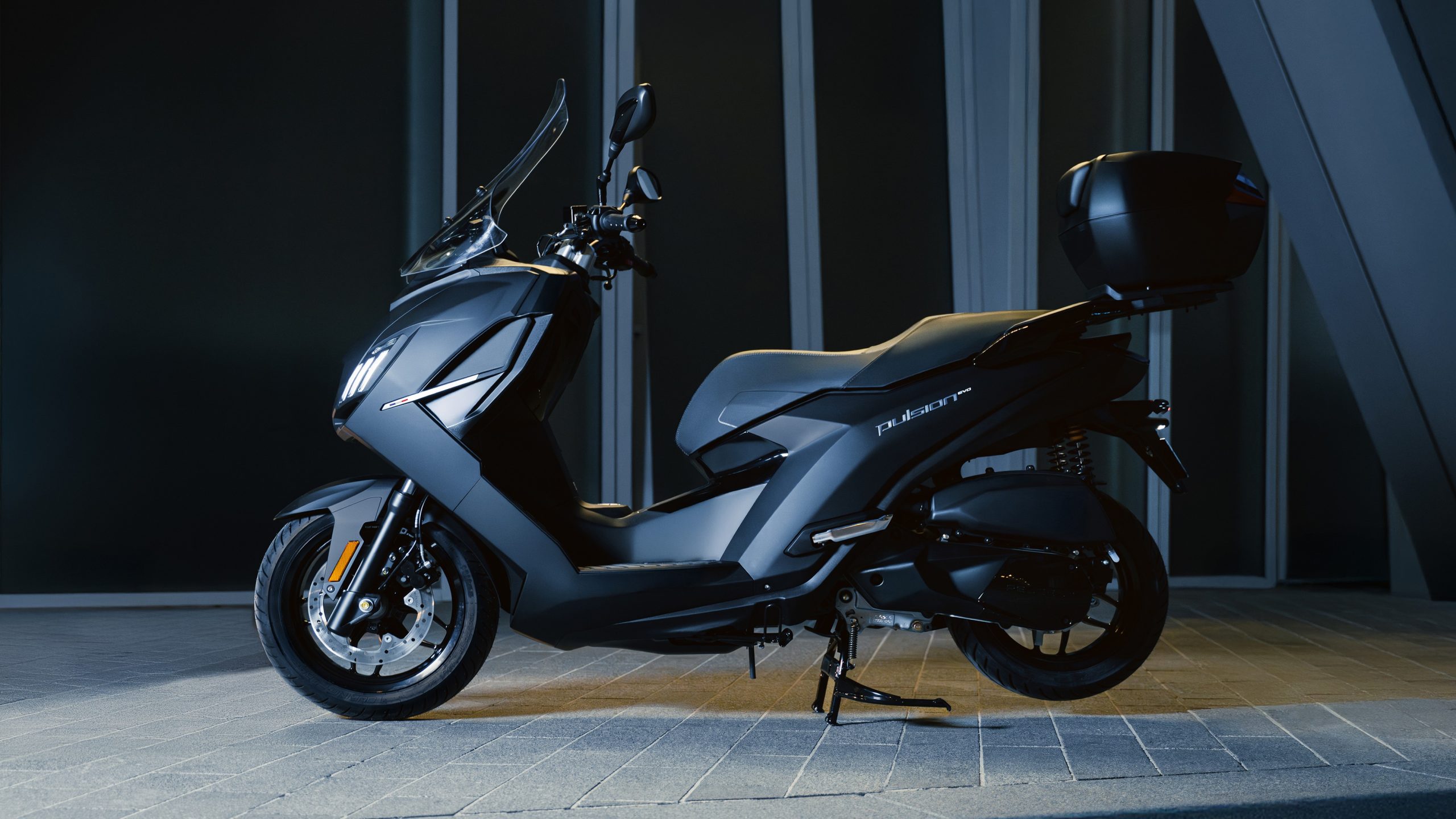 Peugeot Pulsion EVO 125 de 2026, numa imagem da página oficial do modelo.