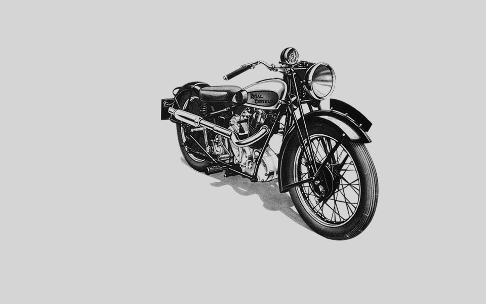 Fotografia de arquivo da Royal Enfield que ilustra o ano de 1932, o do nascimento da Bullet, na cronologia oficial da marca. Não é a Bullet 650; a fonte não indica a cilindrada da moto na imagem.