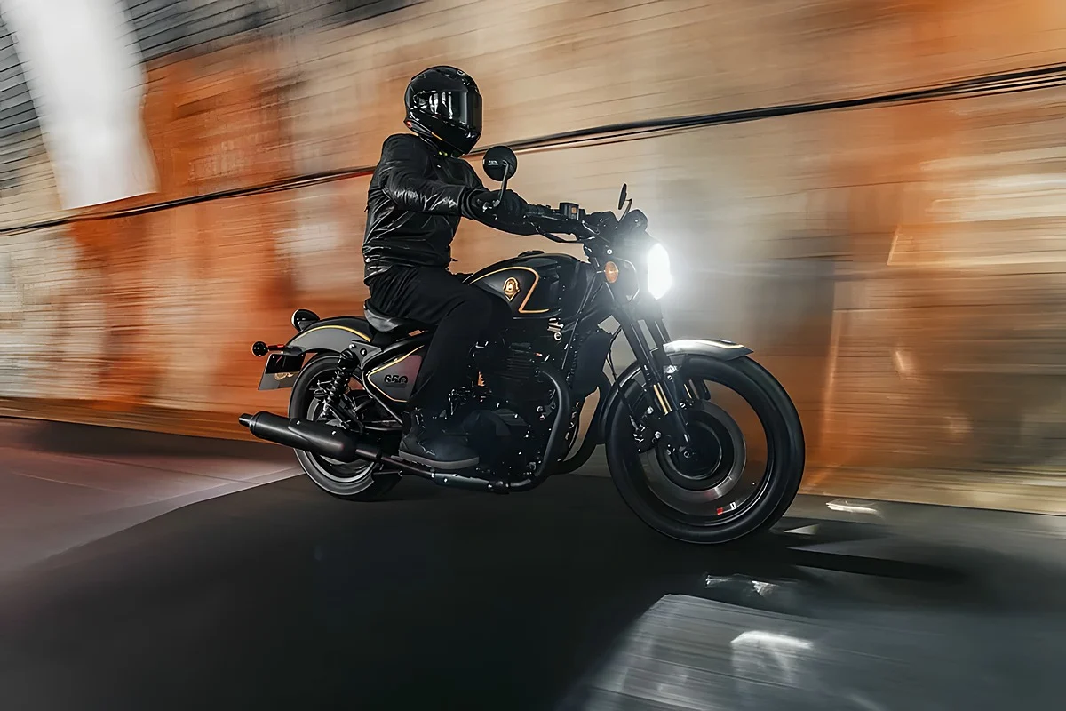 shotgun-650-rough-crafts-riding7