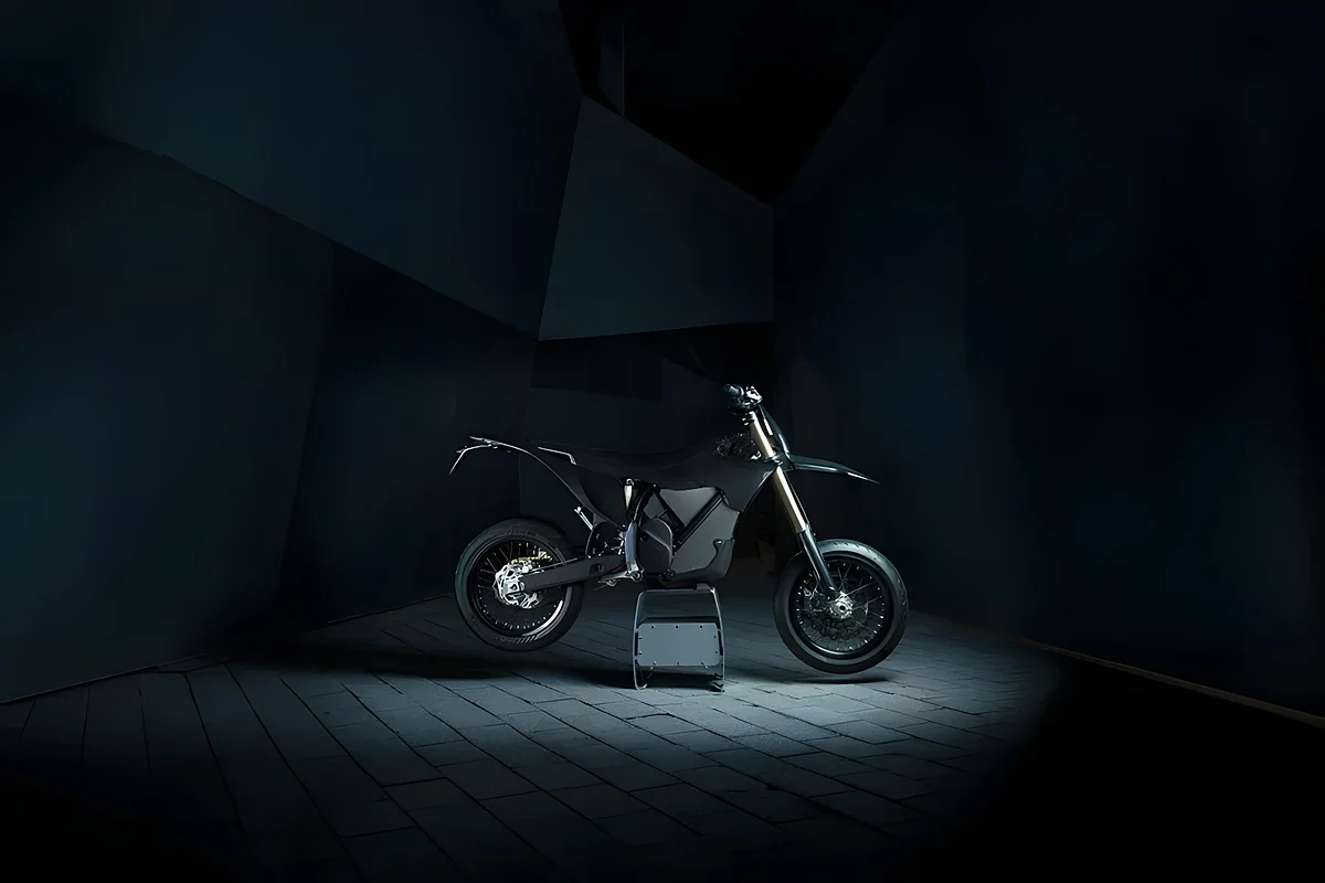 skoll-black-sm-outdoor-configurator_1