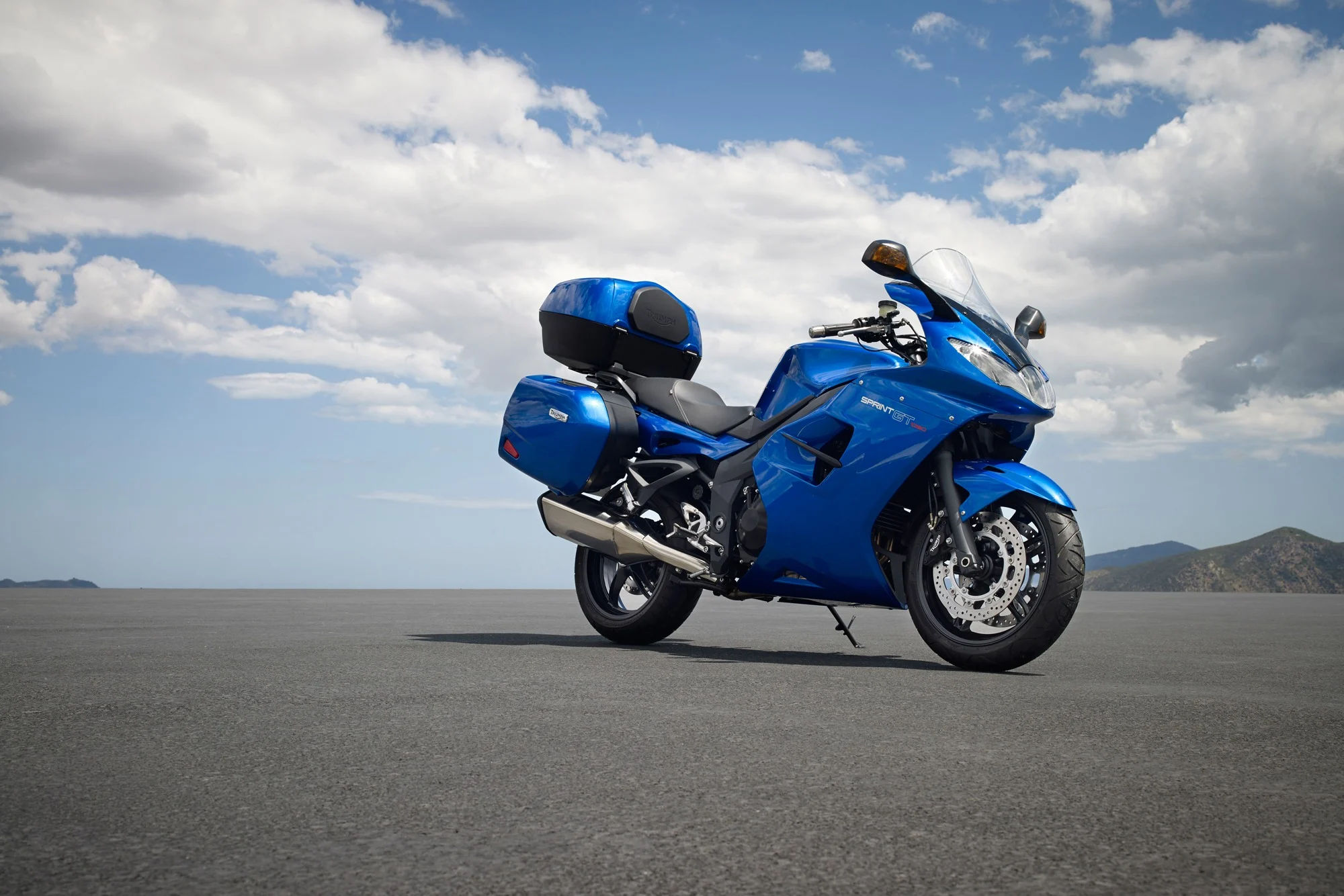 Uma moto para viajar a dois, com 257 km/h de velocidade máxima!