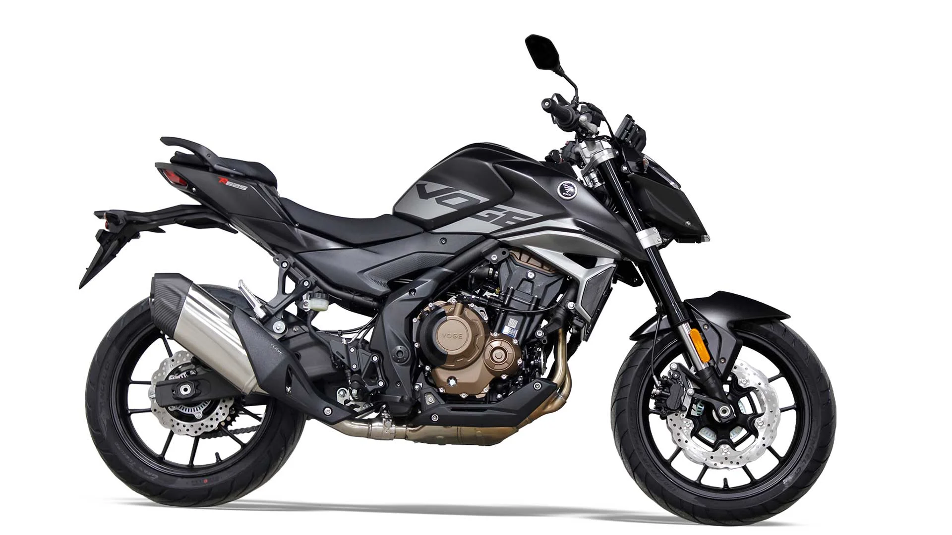 58 Nm e assento a 795 mm na Voge R625 II