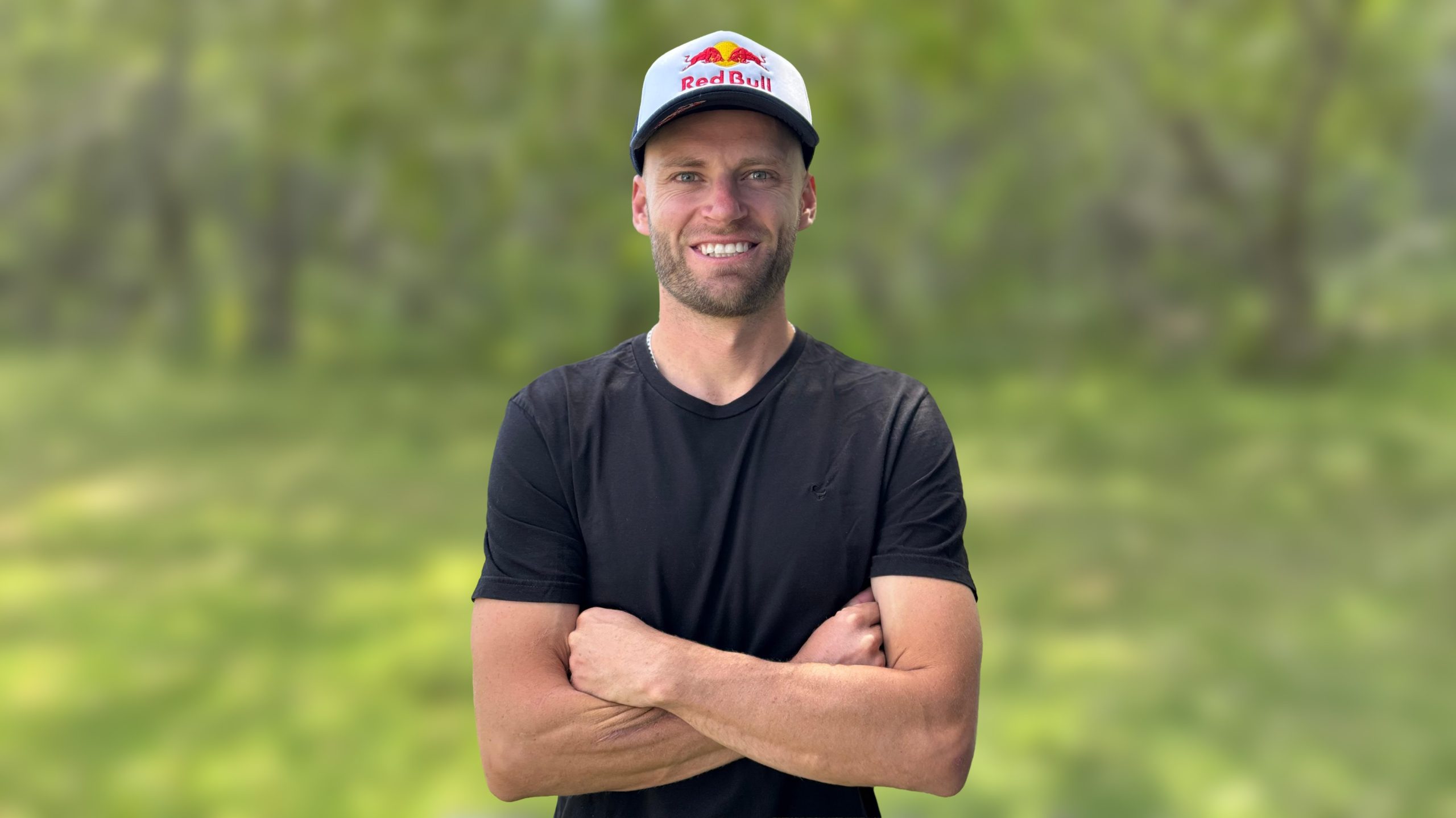 Brad Binder na imagem oficial com que a BMW Motorrad Motorsport anunciou a contratação dele para o WorldSBK 2027.