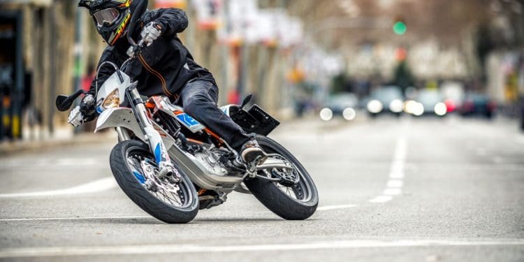 Novas motos elétricas da KTM e Husqvarna vão chegar em 2025